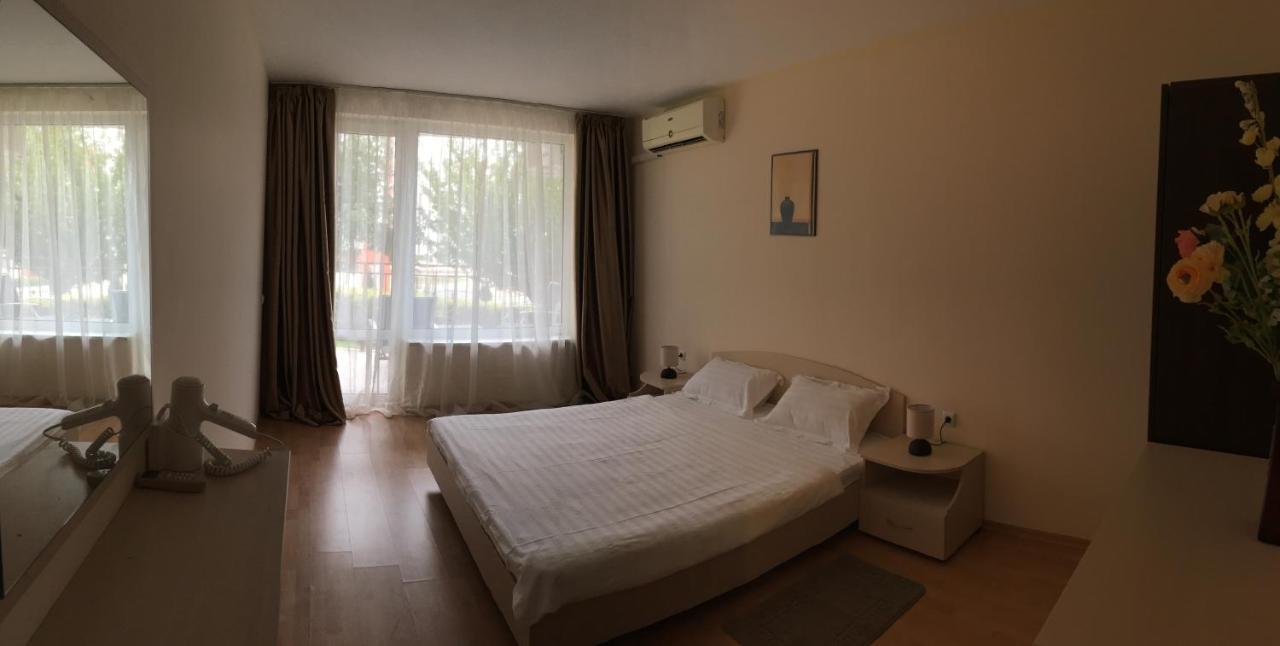 Marina Panorama Grand Resort Private Apartments 圣弗拉斯 外观 照片